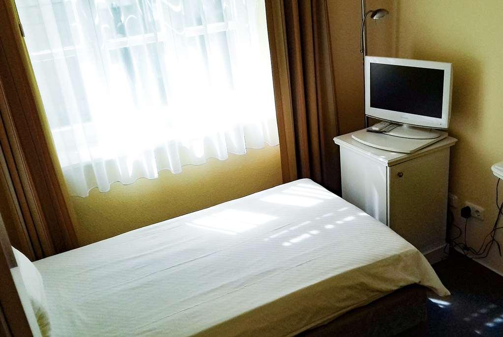 Arthotel Ana Fleur بادربورن الغرفة الصورة